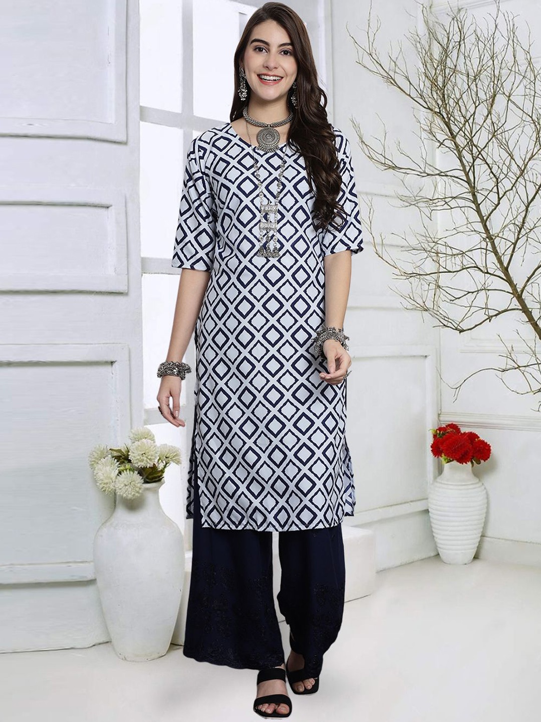 

7Threads Geometric Printed Round Neck Straight Kurta, White