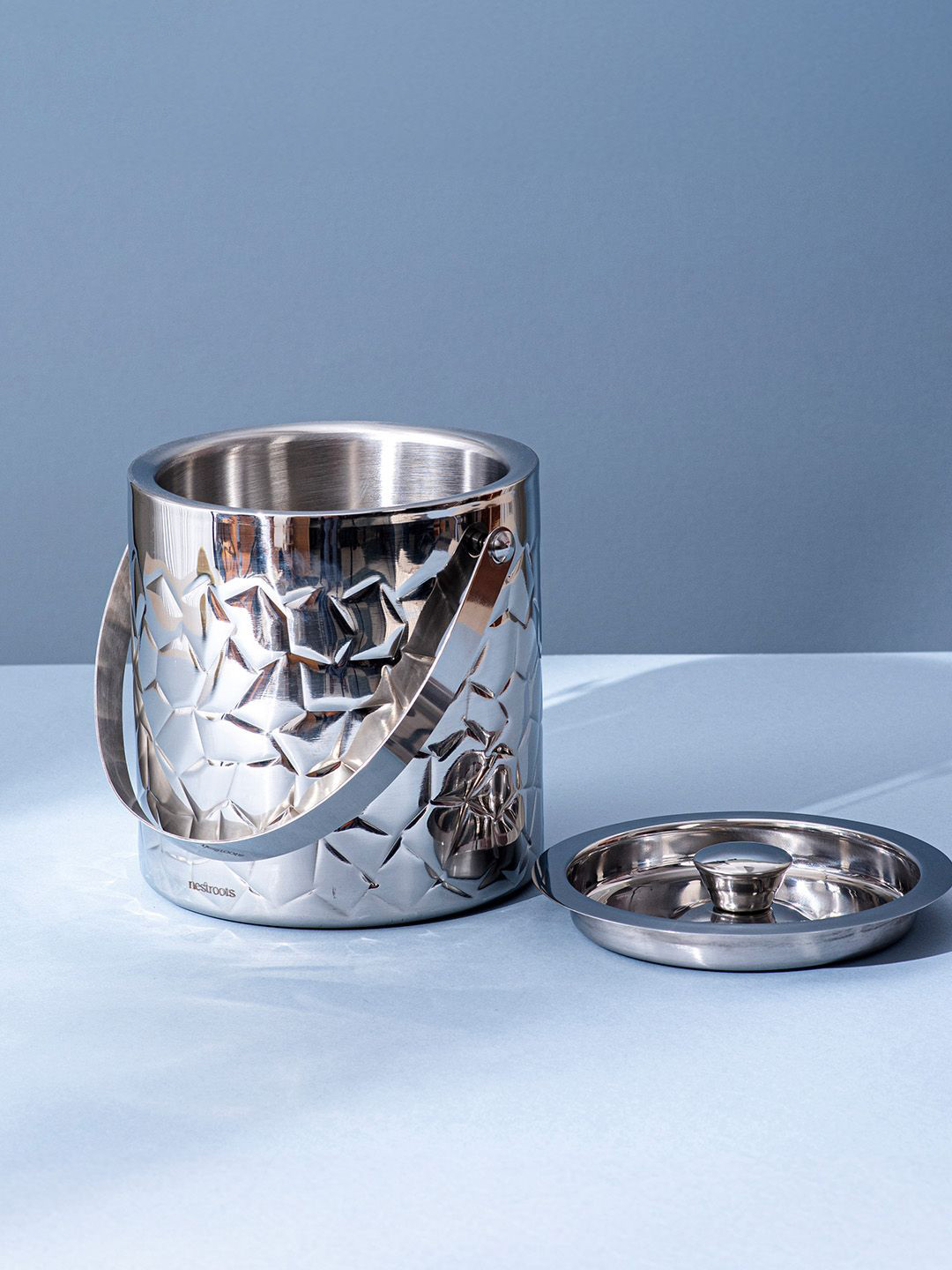 

nestroots Silver Toned Textured Double Walled Stainless Steel Ice Bucket