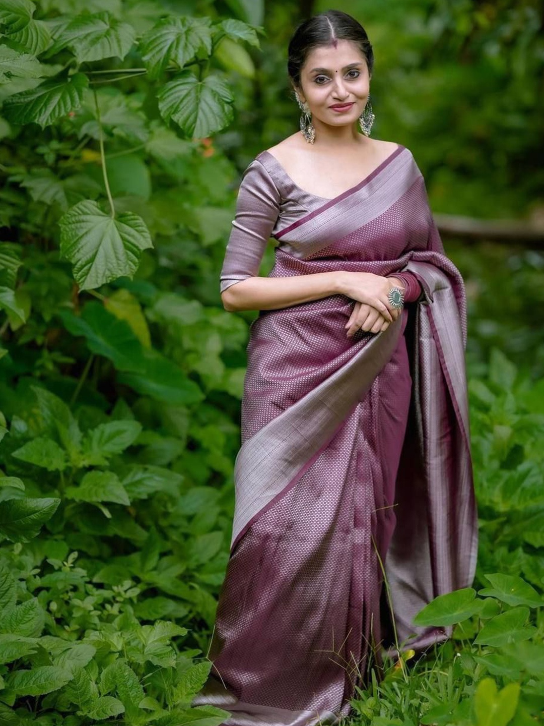 

Marziyaa Woven Design Zari Kanjeevaram Saree, Purple