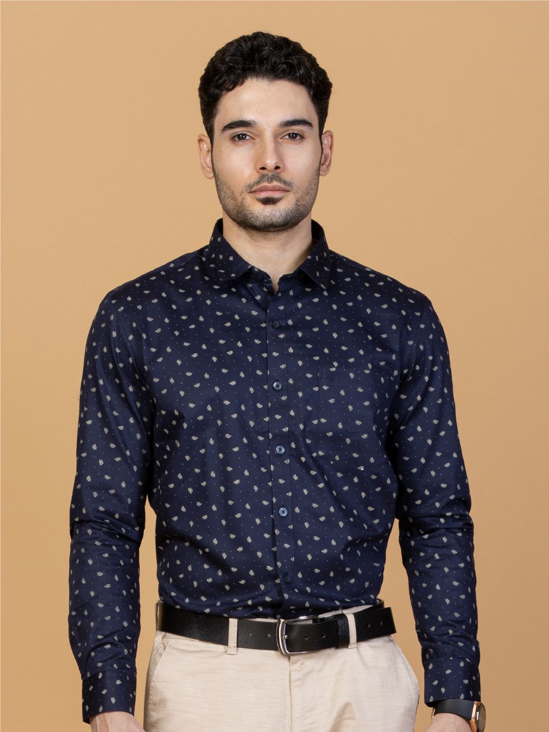 

Monterrey SF Men Smart Spread Collar Micro Ditsy Printed Cotton Slim Fit Casual Shirt, Navy blue