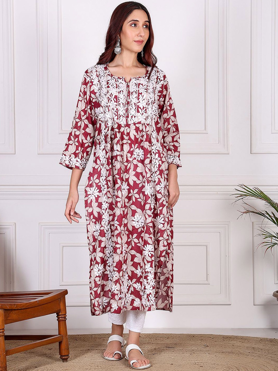 

Chowkhat Floral Printed Notch Neck Thread Work Panelled Pure Cotton A-Line Kurta, Red