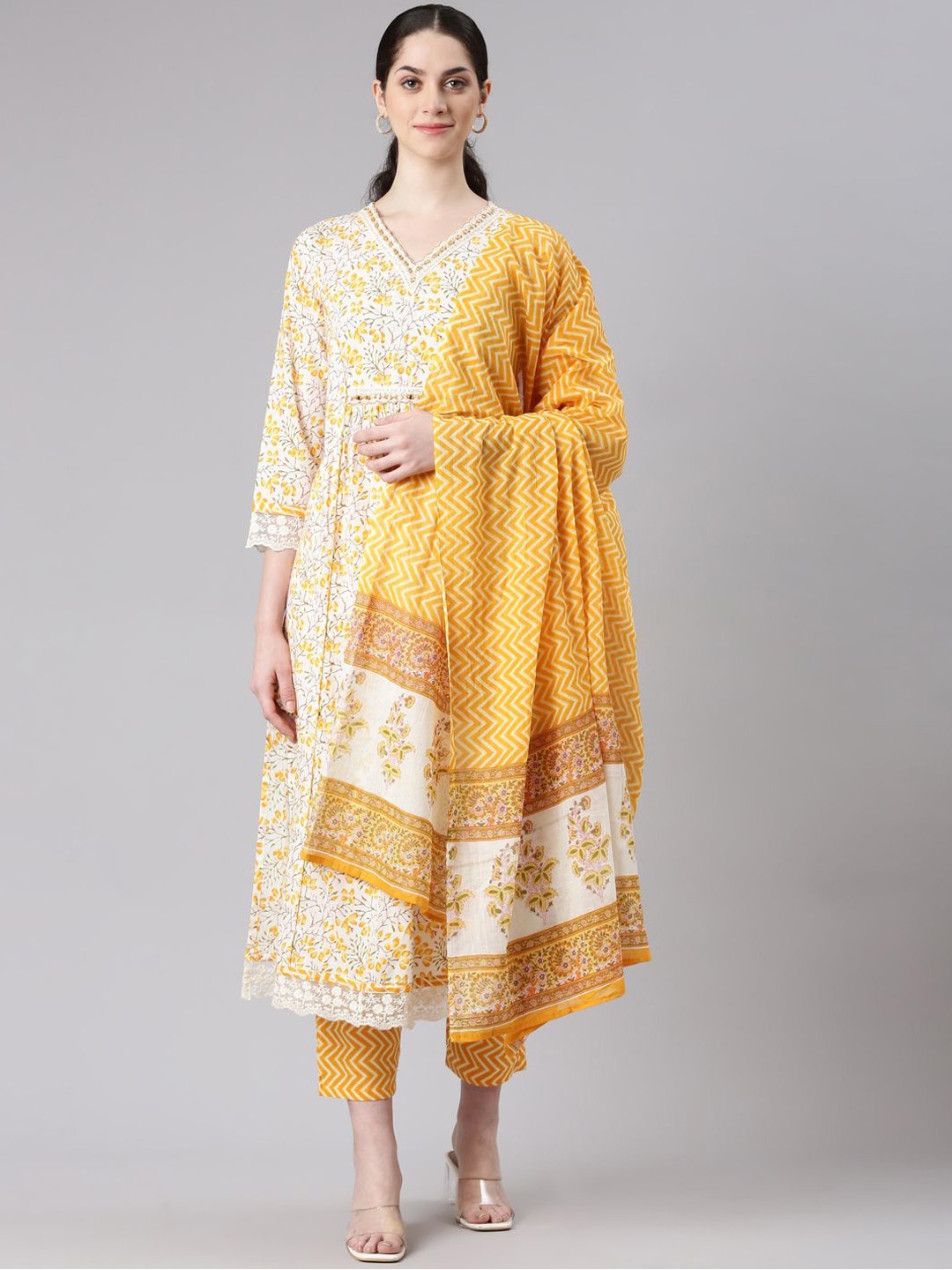 

Neerus Floral Printed Mirror Work Kurta Straight with Trousers & With Dupatta, Yellow