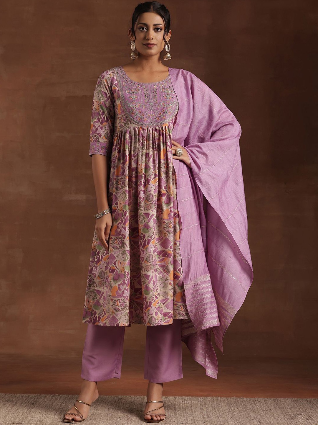 

Libas Floral Printed Thread Work Pleated Anarkali Kurta with Trousers & Dupatta, Purple