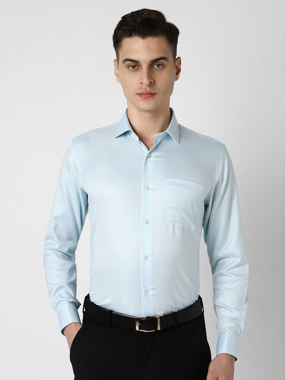 

Van Heusen Men Spread Collar Solid Cotton Formal Shirt, Blue