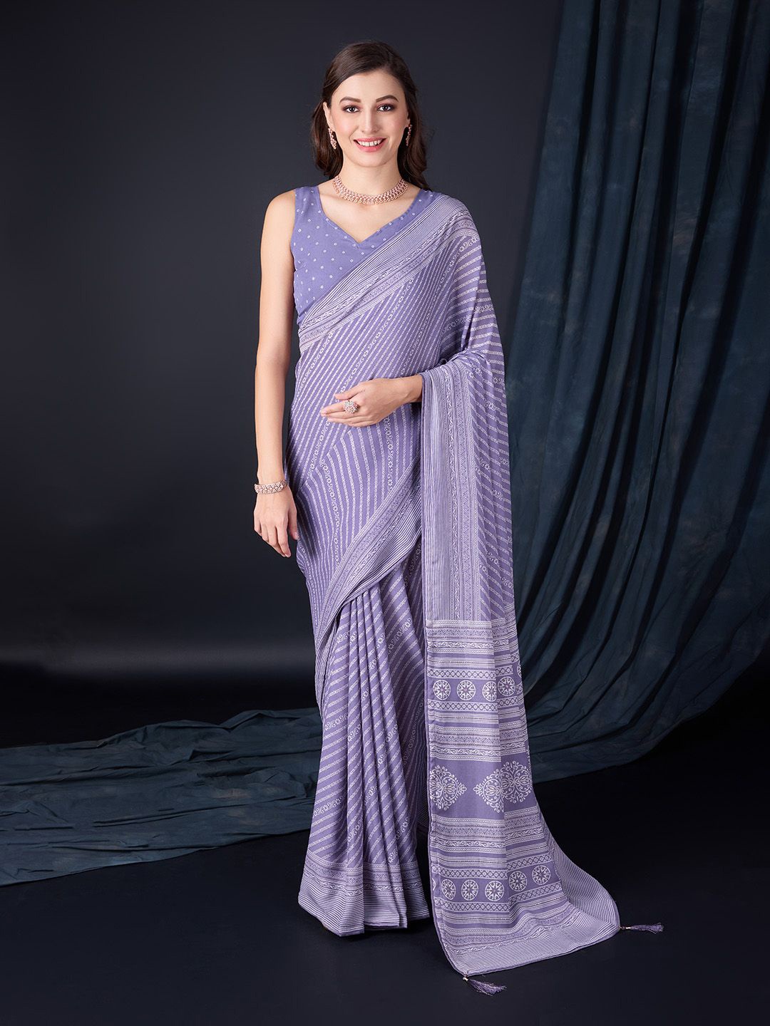 

Ishin Striped printed saree with blouse piece, Lavender