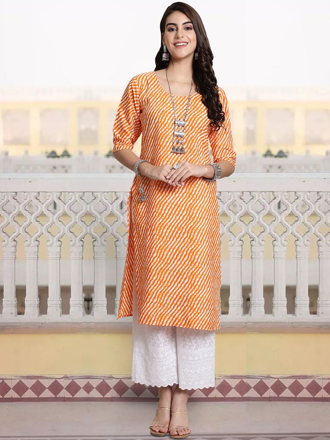 

7Threads Leheriya Printed Round Neck Straight Kurta, Orange