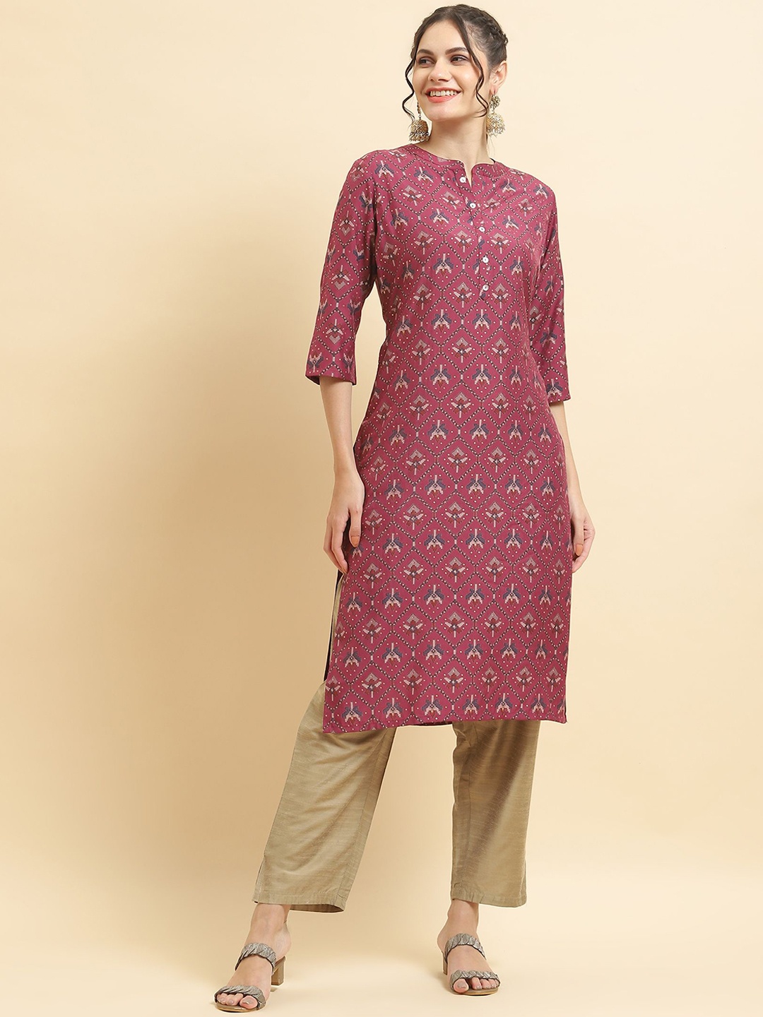 

Shree Geometric Printed Liva Straight Kurta, Burgundy