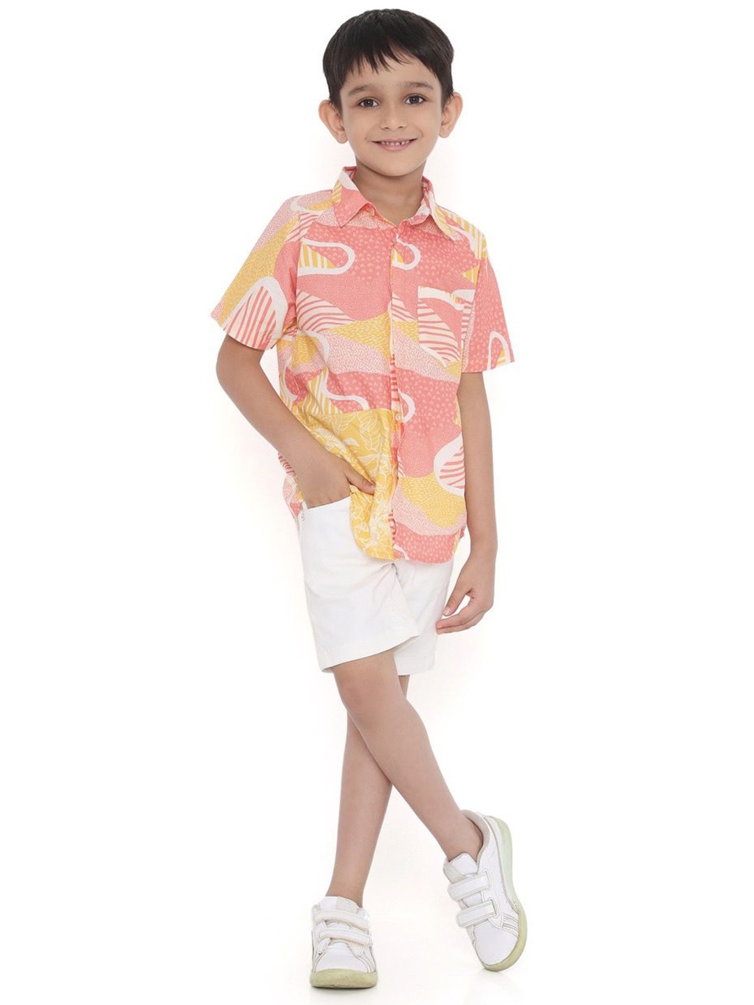 

Miko Lolo Boys Classic Spread Collar Abstract Printed Organic Cotton Casual Shirt, Pink