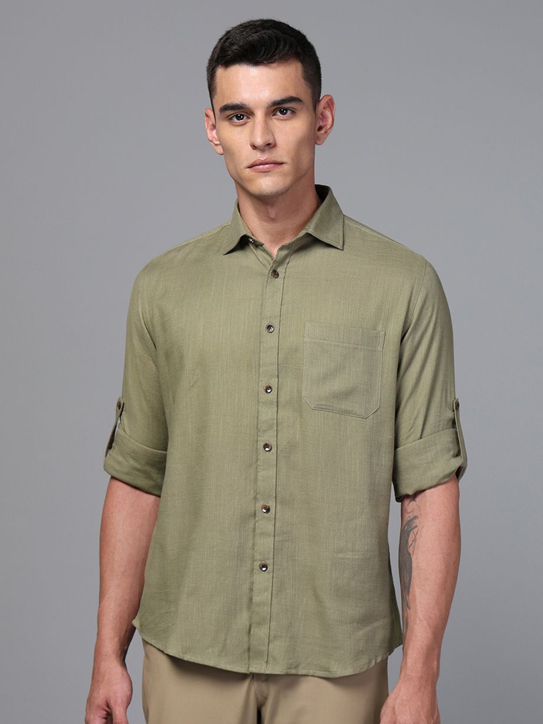 

DON VINO Men Spread Collar Solid Cotton Slim Fit Casual Shirt, Green