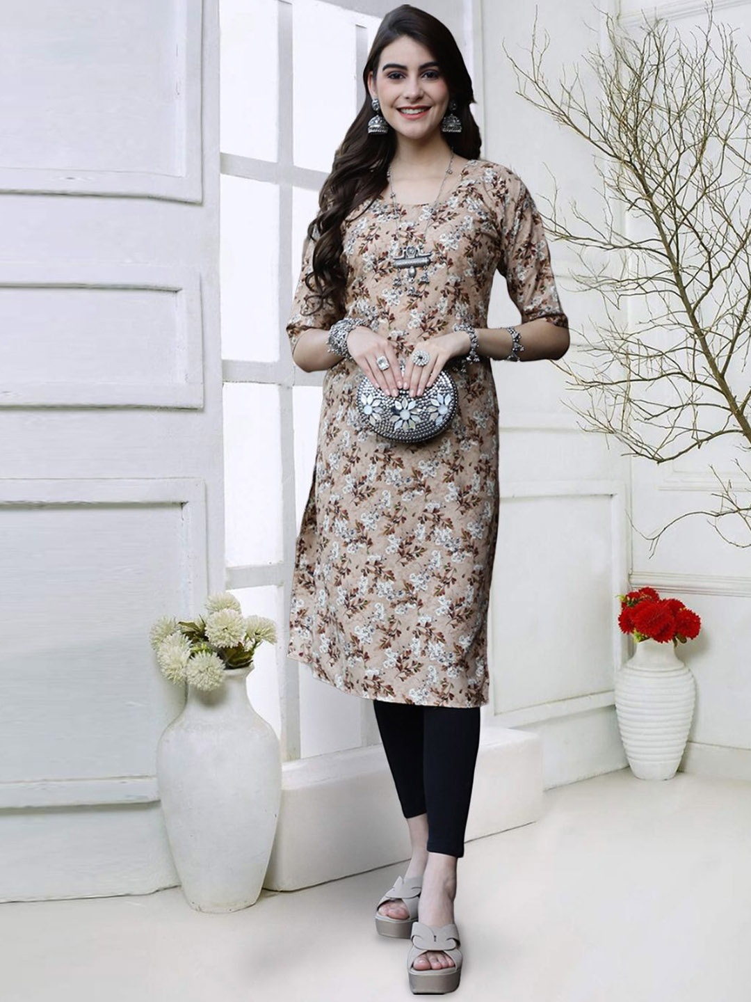 

7Threads Floral Printed Crepe Straight Kurta, Beige