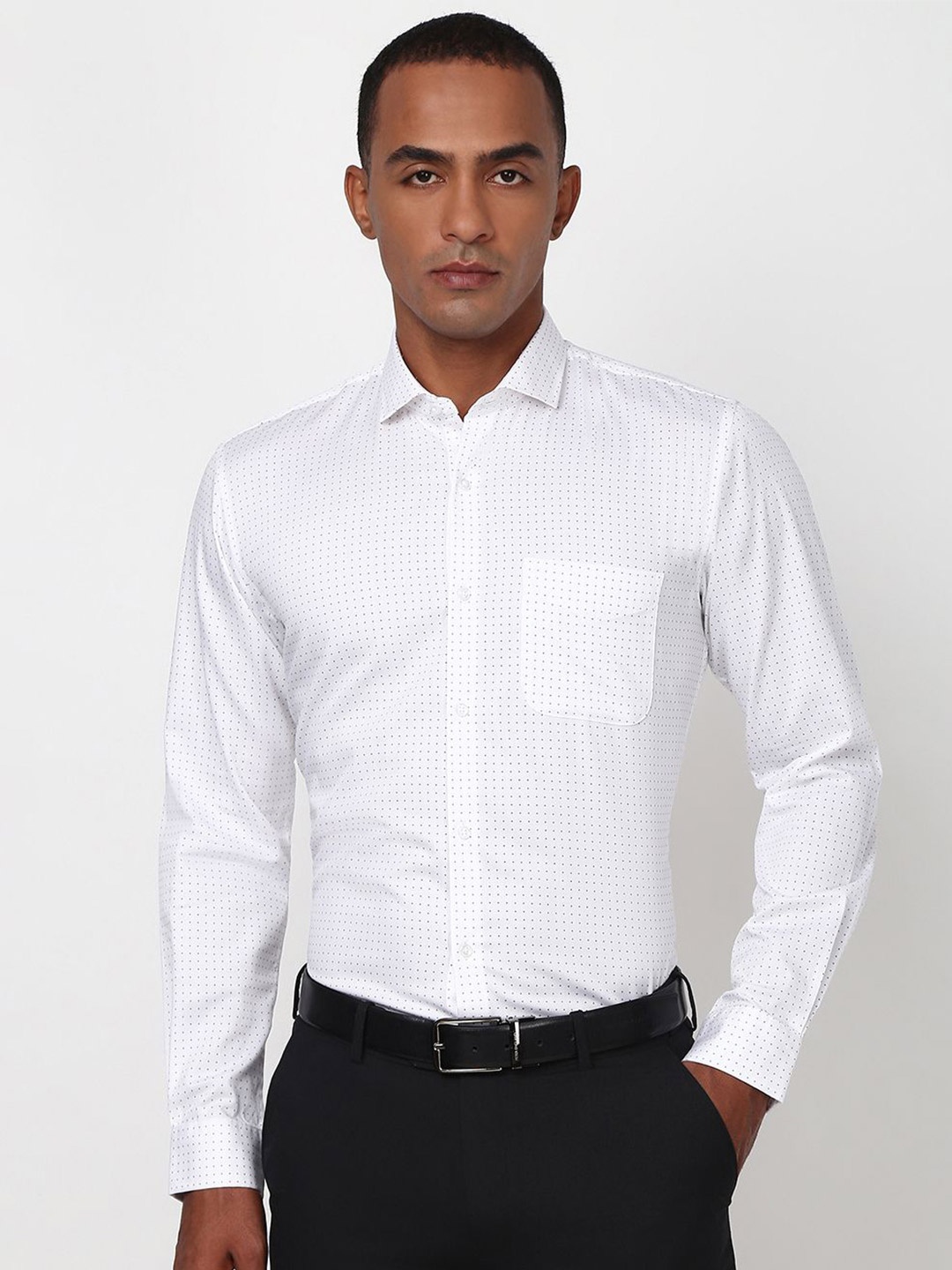 

Peter England Men Spread Collar Micro Ditsy Printed Cotton Formal Shirt, White