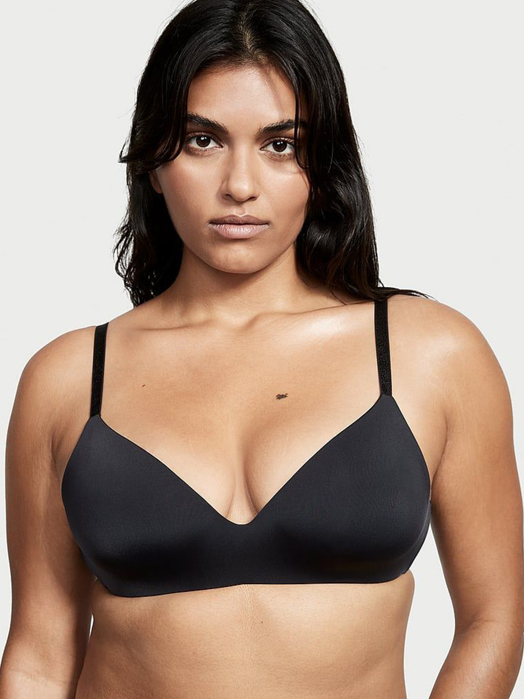 

Victoria's Secret women medium coverage non wired lightly padded bra, Black