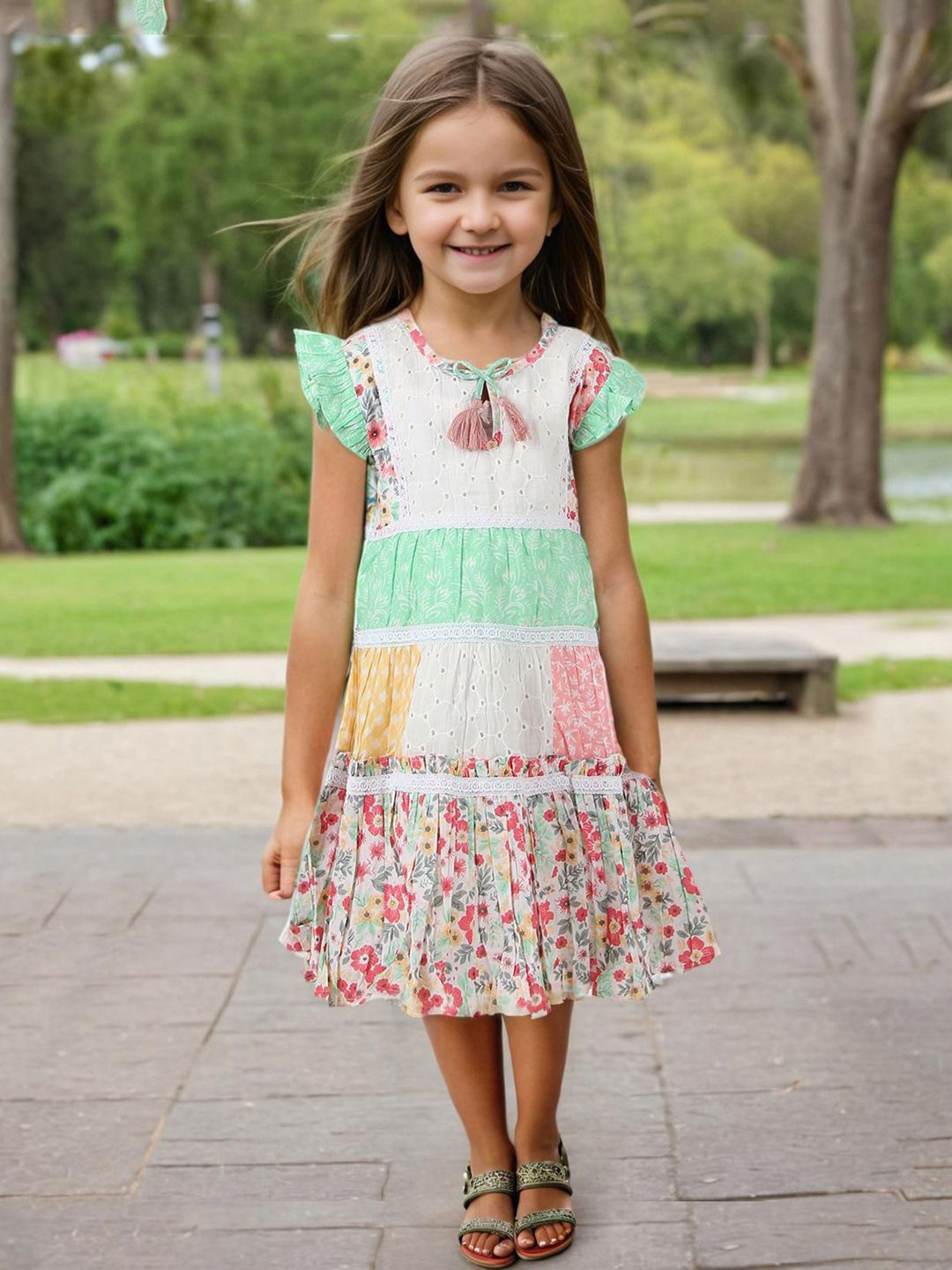 

INCLUD Girls Multicolor Printed Dress, White