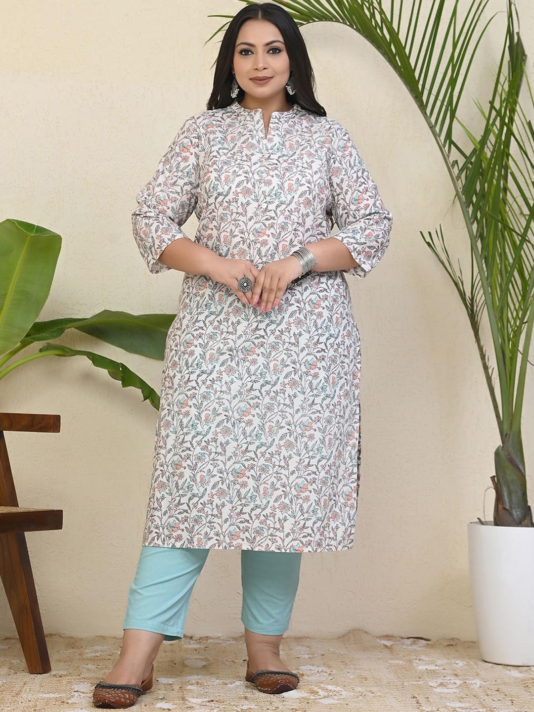 

Aspriya Plus Size Floral Printed Mandarin Collar Straight Cotton Kurta, Off white
