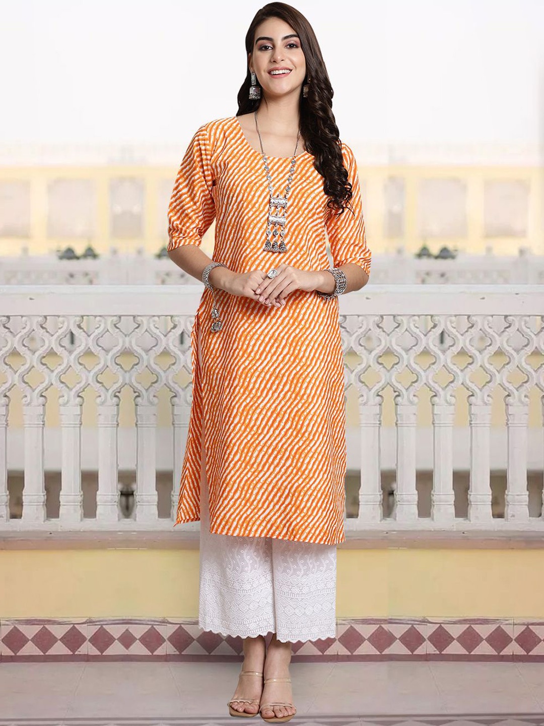 

7Threads Leheriya Printed Round Neck Straight Kurta, Orange