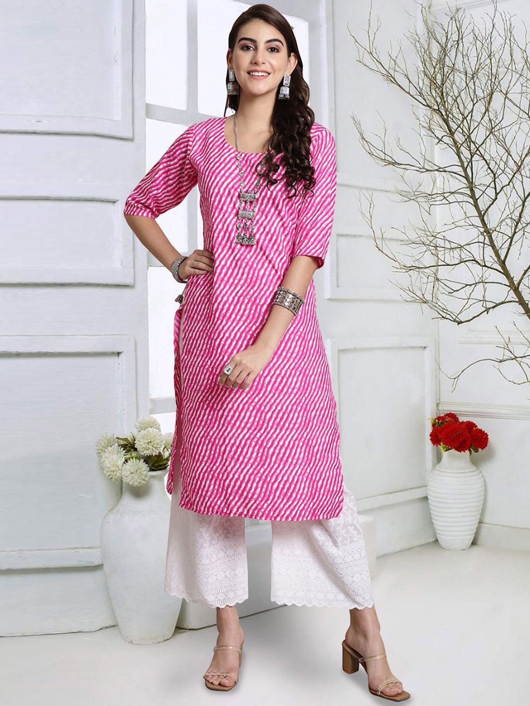 

7Threads Leheriya Printed Round Neck Straight Kurta, Pink