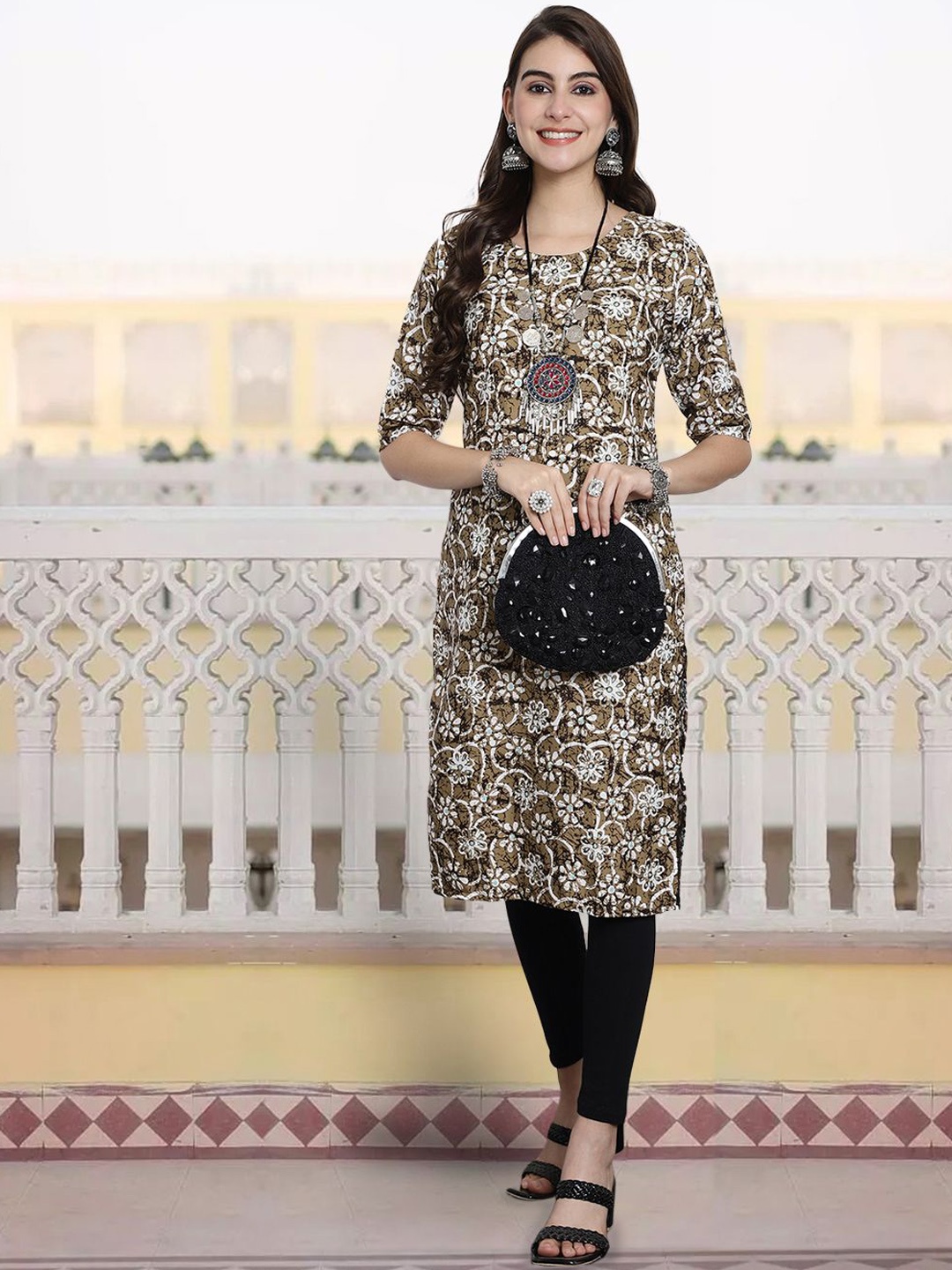 

7Threads Floral Printed Round Neck Straight Kurta, Brown