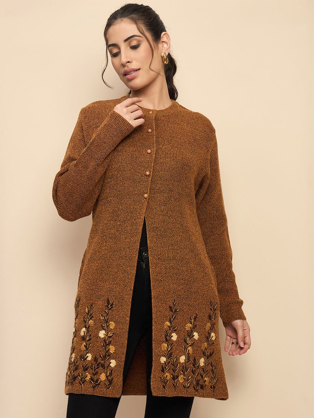 

CLAPTON Women Embroidered Woollen Longline Cardigan with Embroidered Detail, Gold