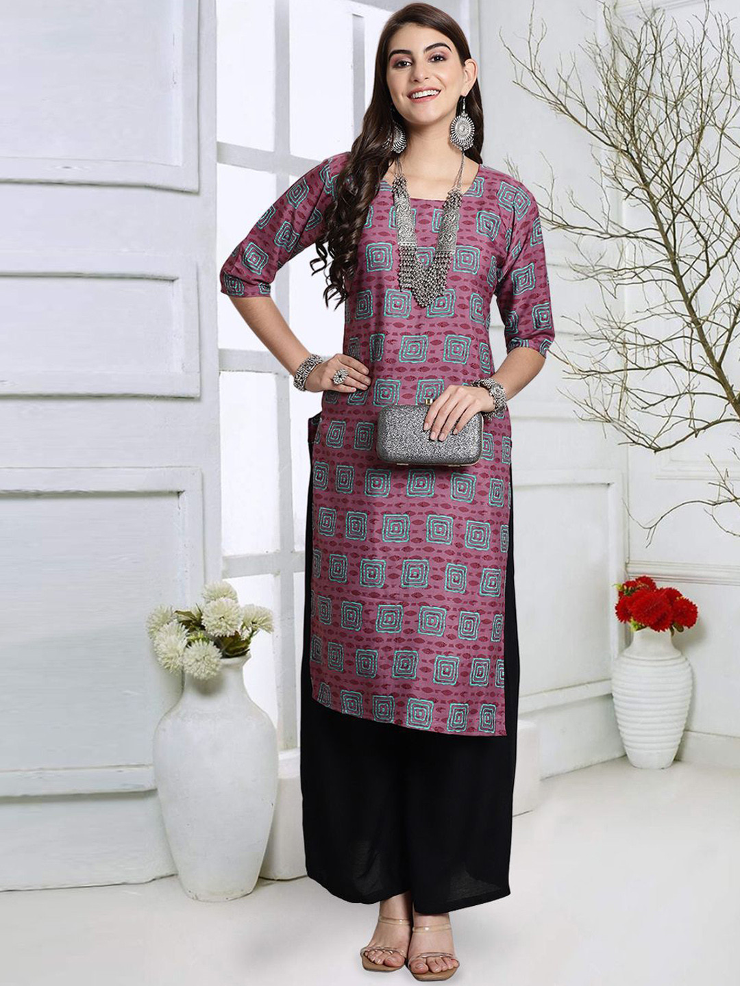 

7Threads Geometric Printed Round Neck Straight Kurta, Pink