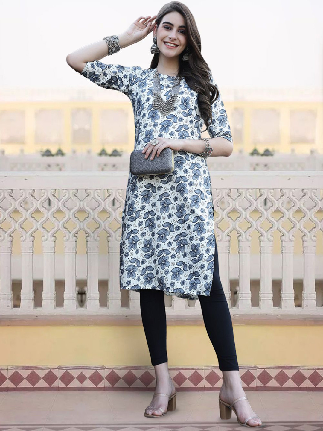 

7Threads Floral Printed Round Neck Straight Kurta, White