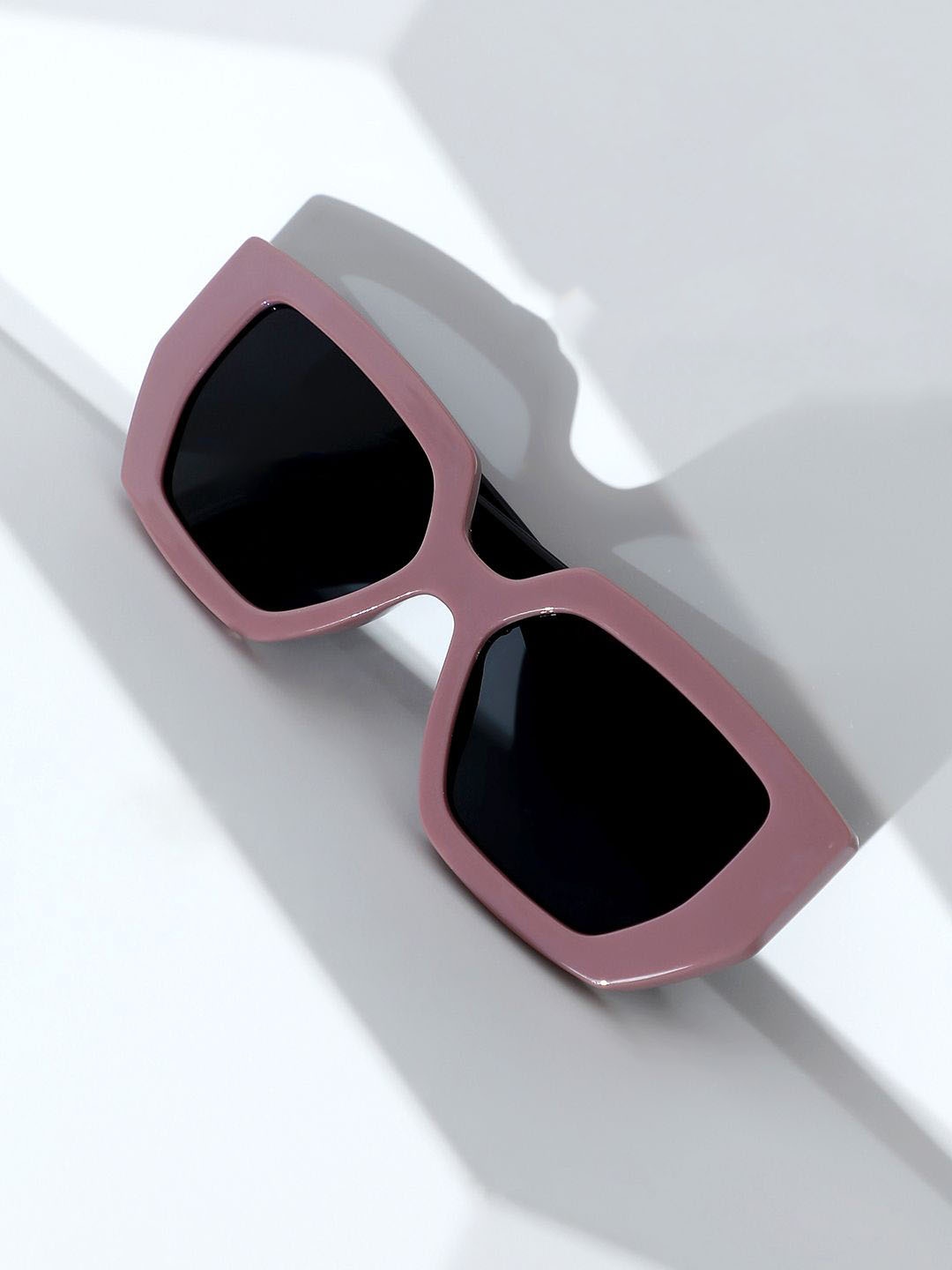 

HAUTE SAUCE by Campus Sutra Women Rectangle Sunglasses with Polarised Lens, Black