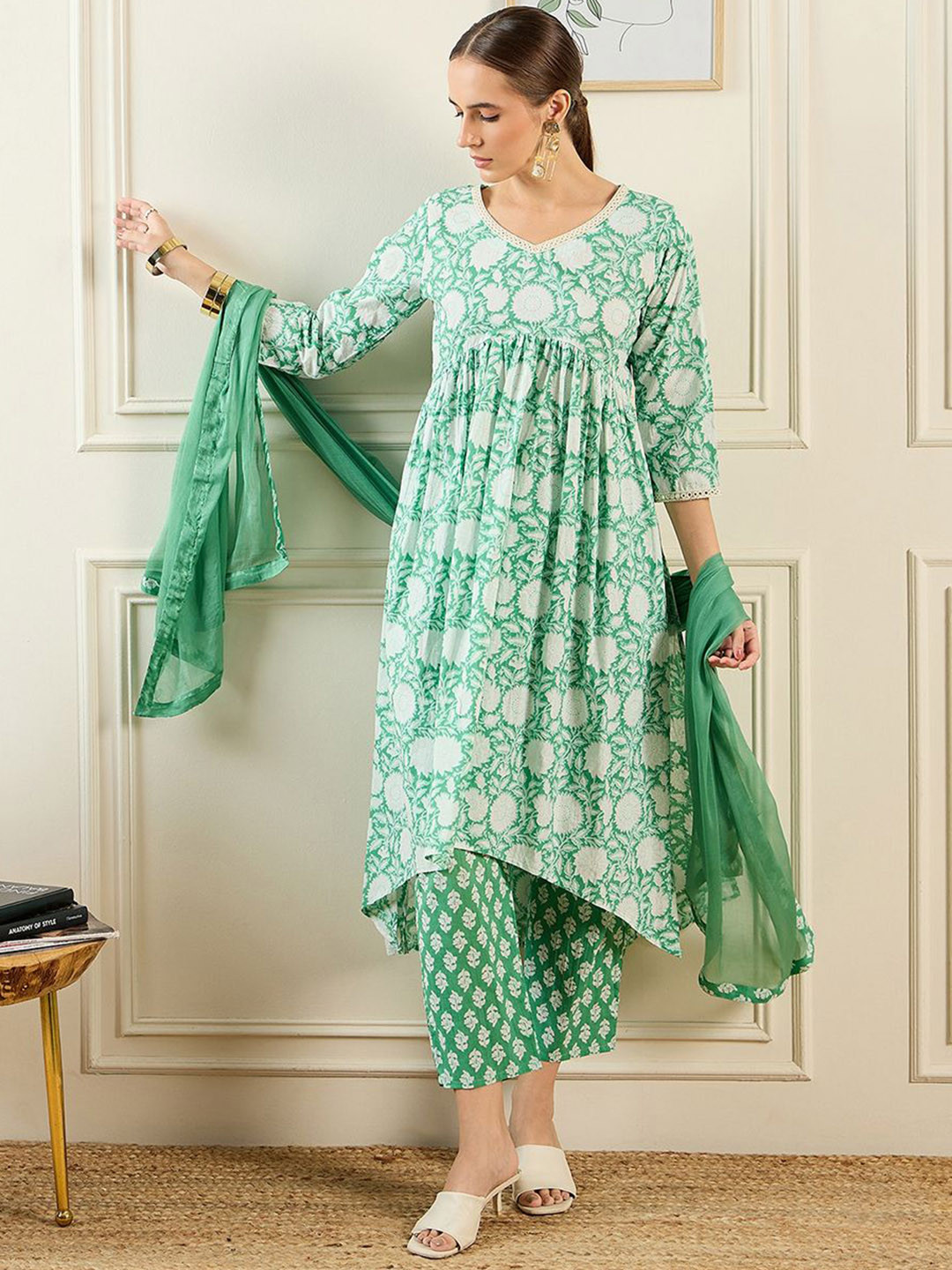 

Indo Era Women Floral Printed Empire Mirror Work Pure Cotton Kurta with Trousers & With Dupatta, Green
