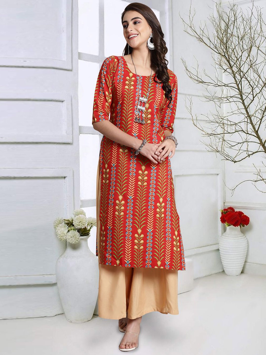 

7Threads Floral Printed Round Neck Straight Kurta, Orange