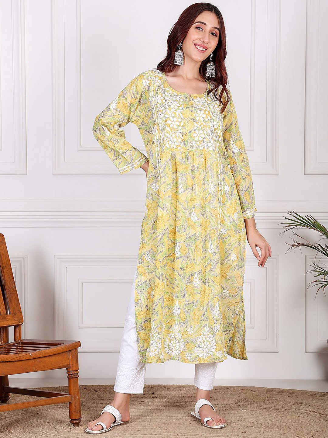 

Chowkhat Floral Printed Notch Neck Thread Work Panelled Pure Cotton A-Line Kurta, Yellow