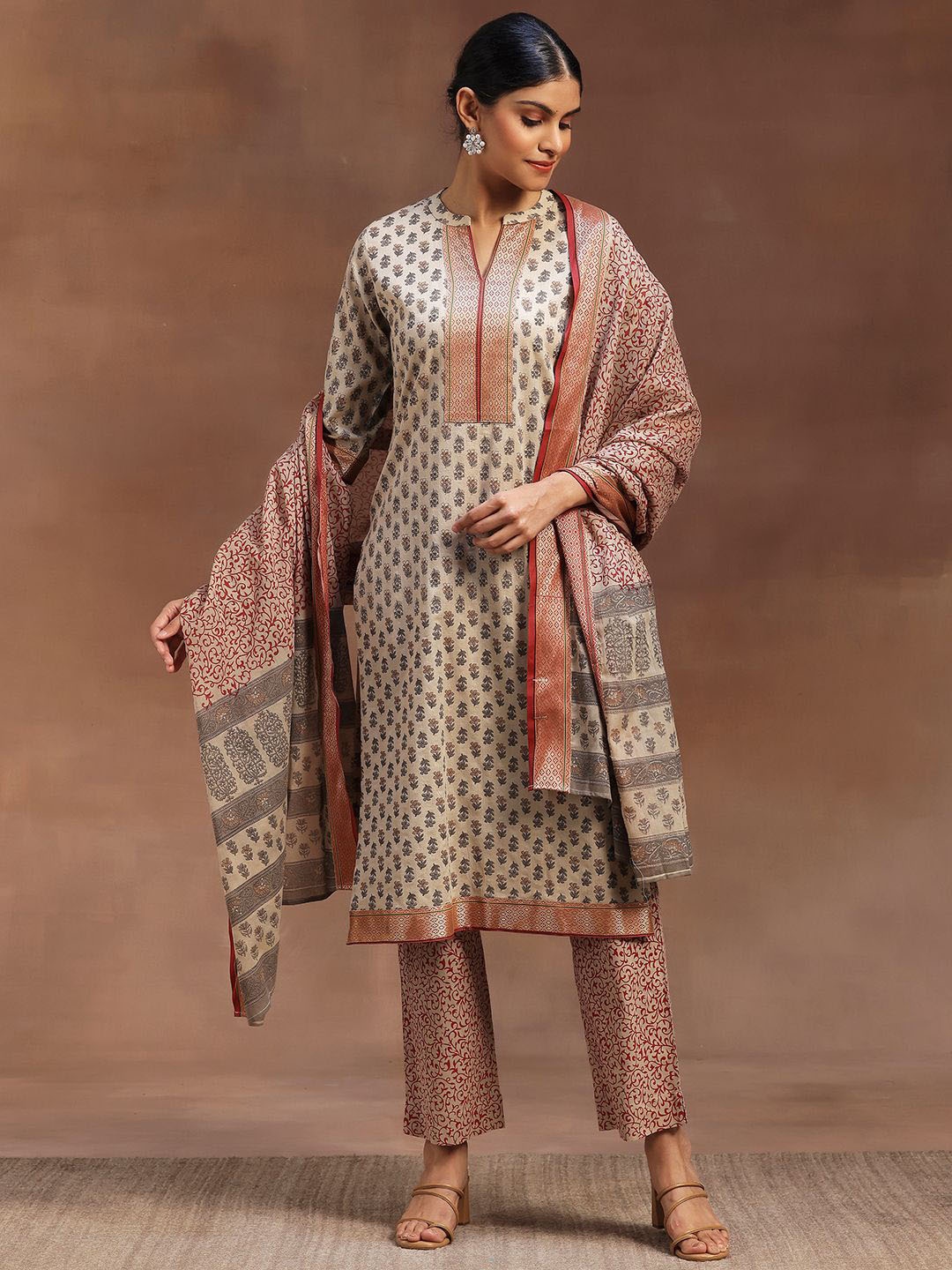 

Libas Floral Printed Gotta Patti Mandarin Collar Cotton Straight Kurta & Trouser & Dupatta, Beige