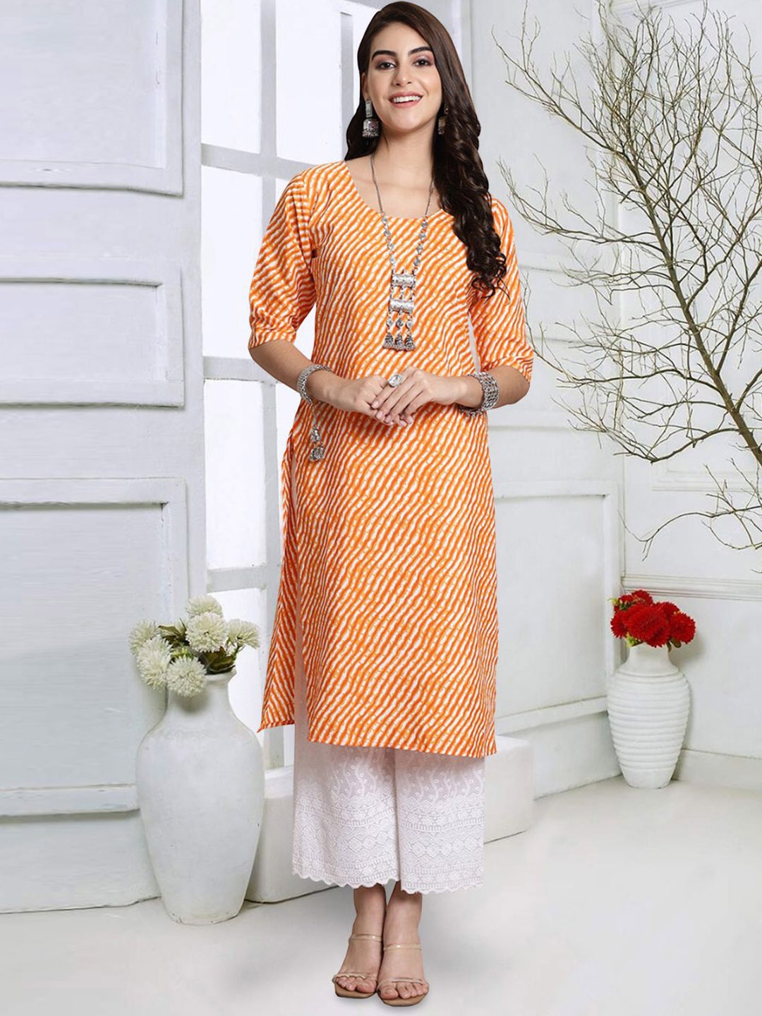 

KALINI Striped Round Neck Straight Kurta, Orange
