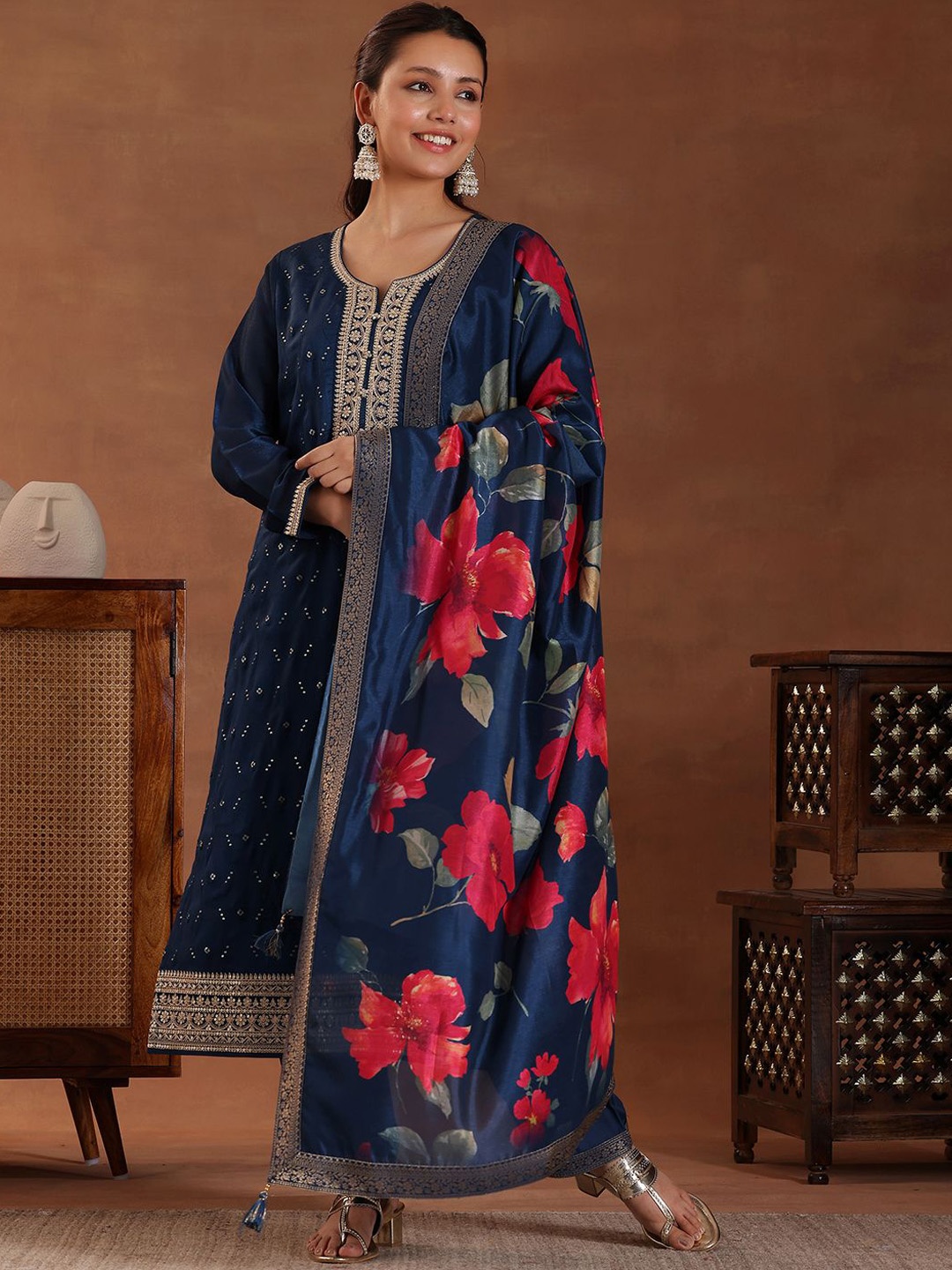 

Libas Floral Embroidered Sequinned Straight Kurta With Palazzos & Dupatta, Blue