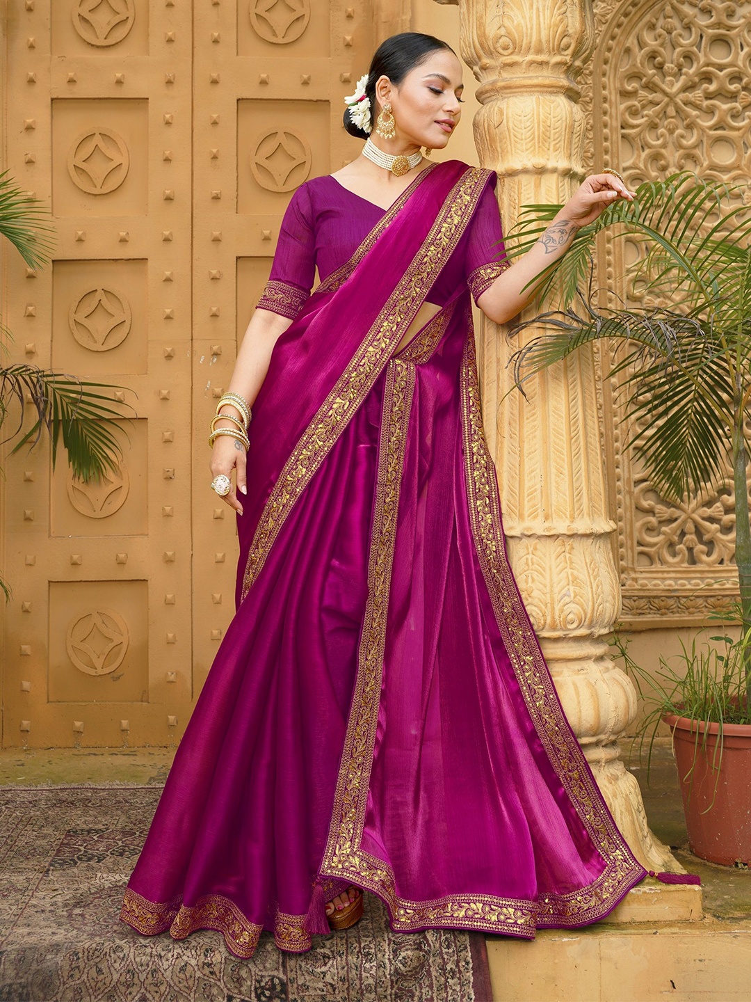 

SILK SAREE HUB Sequinned Organza Block Print Saree, Rose