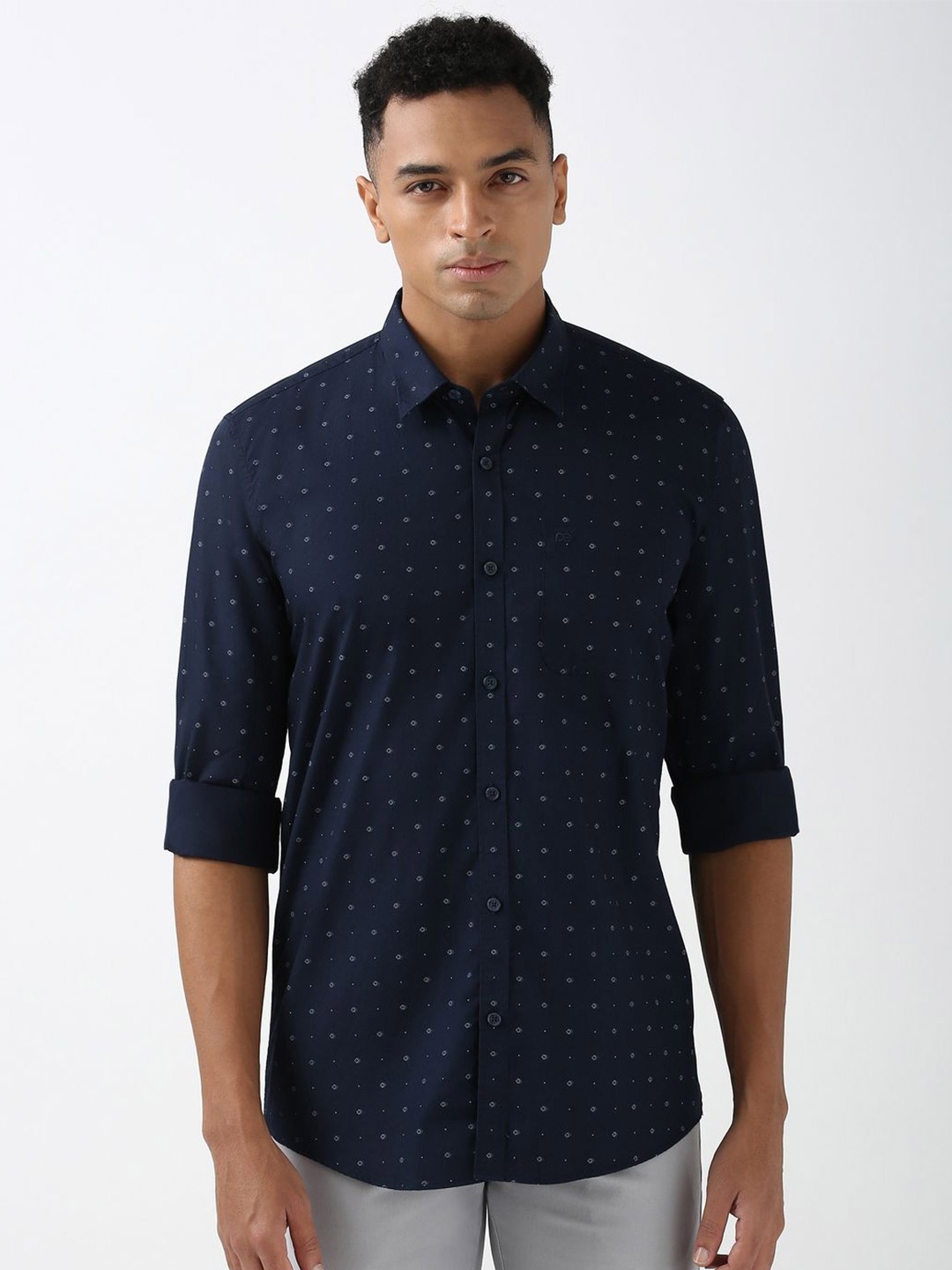 

Peter England Casuals Men Slim Fit Opaque Printed Casual Shirt, Navy blue