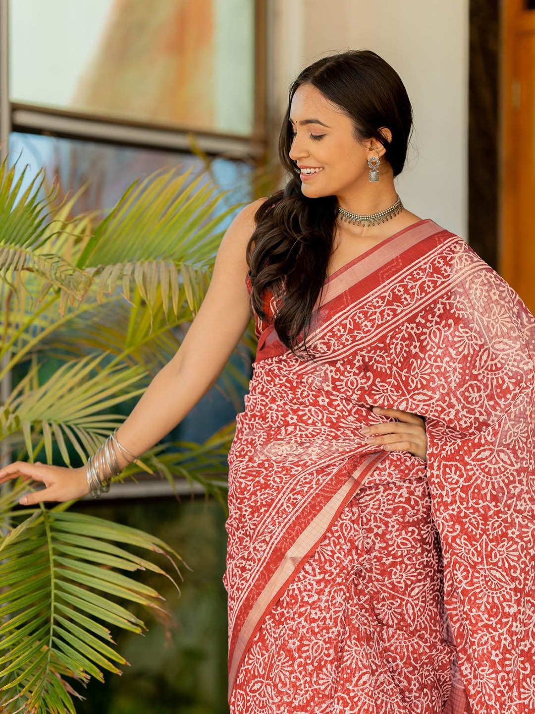 

KALINI Batik Saree, Red
