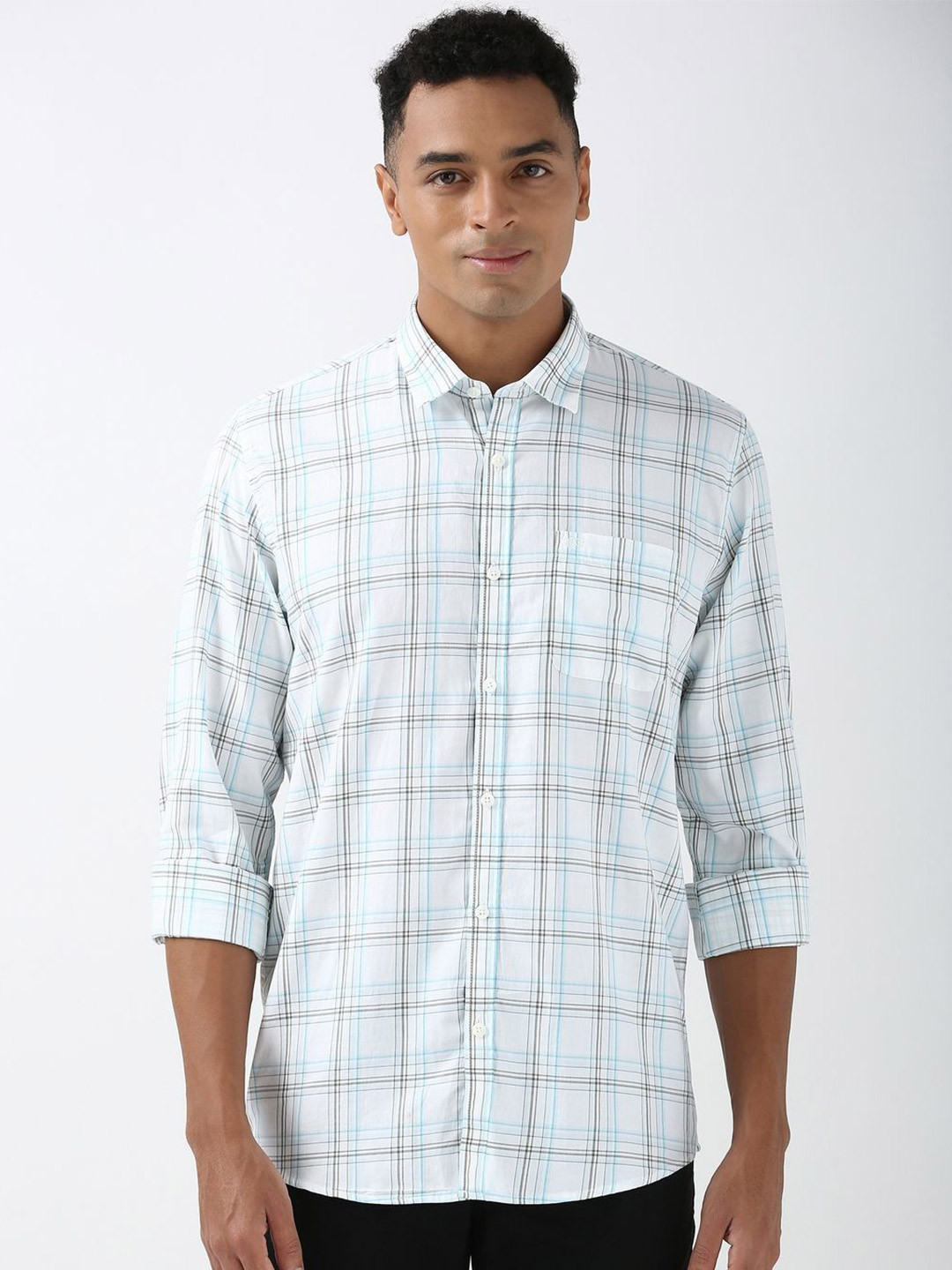 

Peter England Casuals Men Slim Fit Opaque Checked Casual Shirt, White