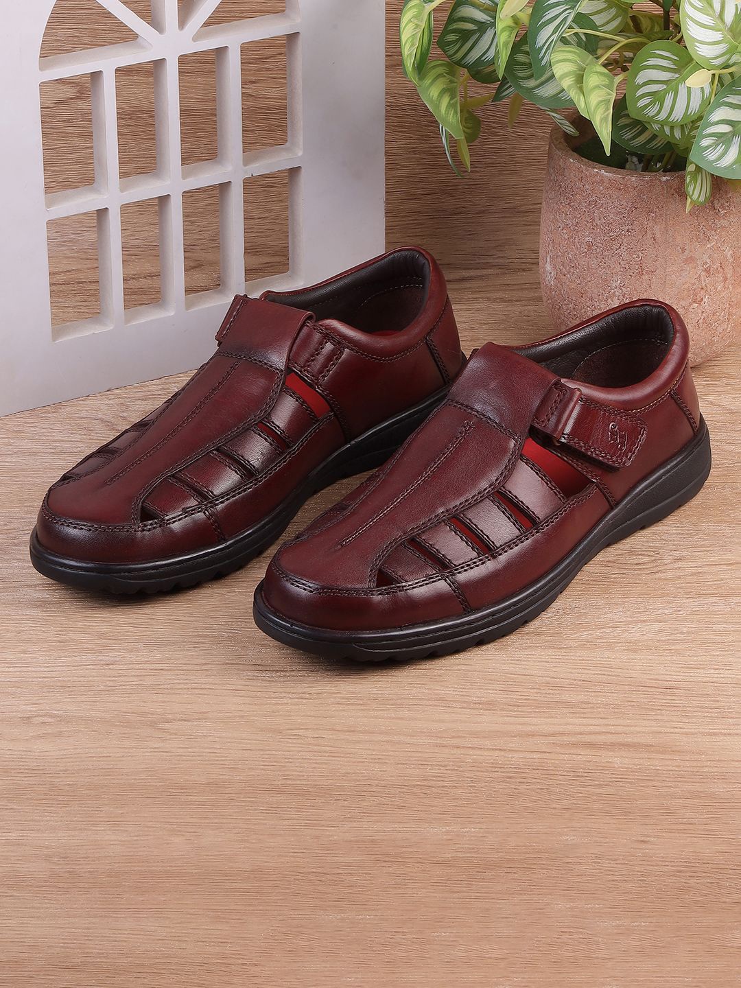 

J.FONTINI Men Ethnic Leather Shoe-Style Sandals, Maroon