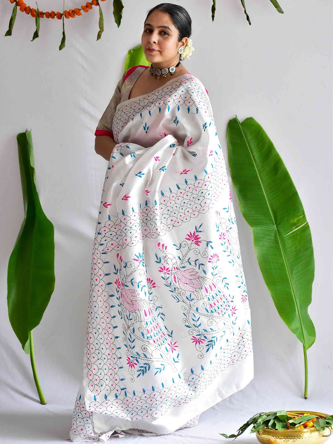 

Sundarii Floral Kantha Work Art Silk Saree, White
