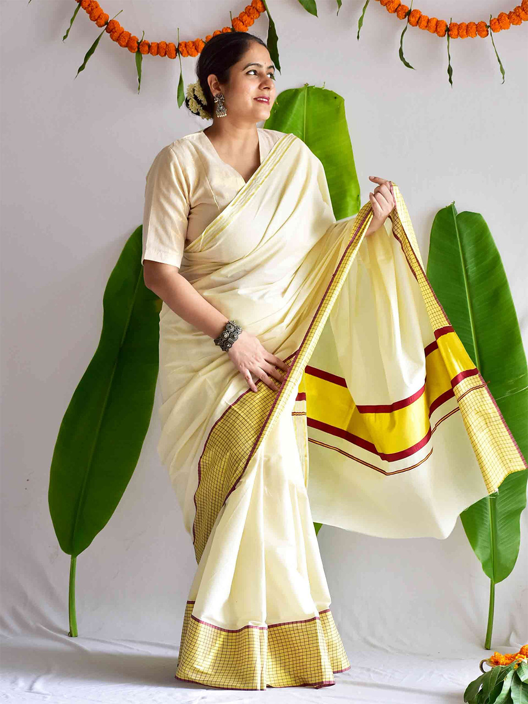 

Sundarii Saree, Off white