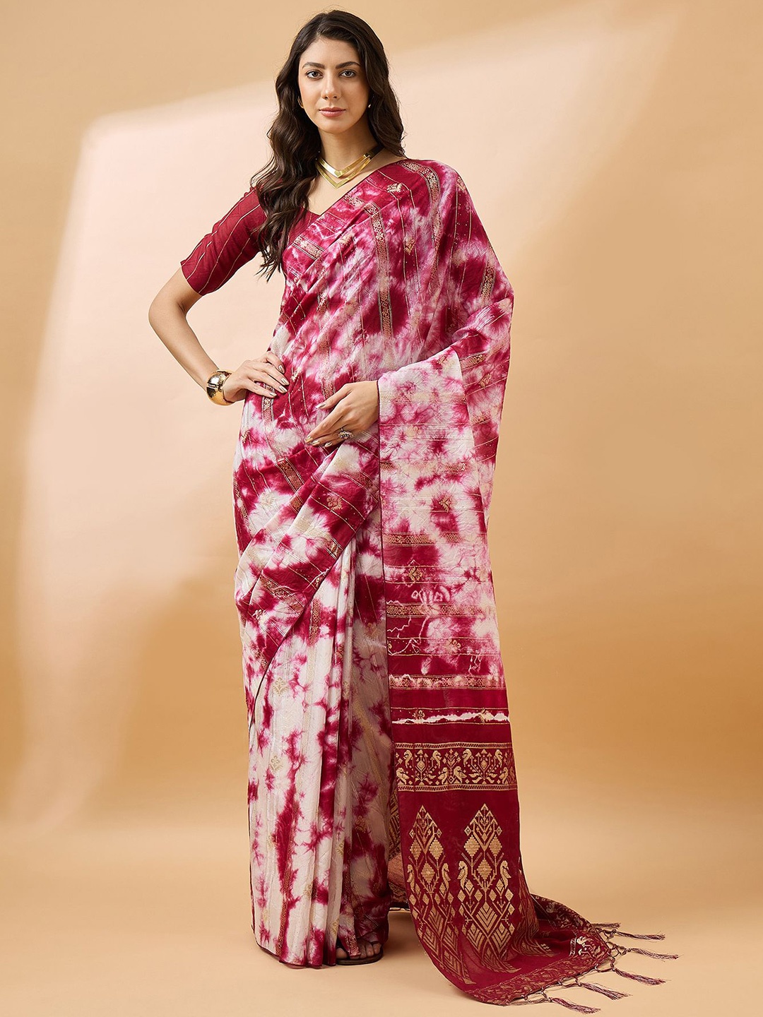 

NIRMAL CREATION Tie and Dye Zari Saree, Red