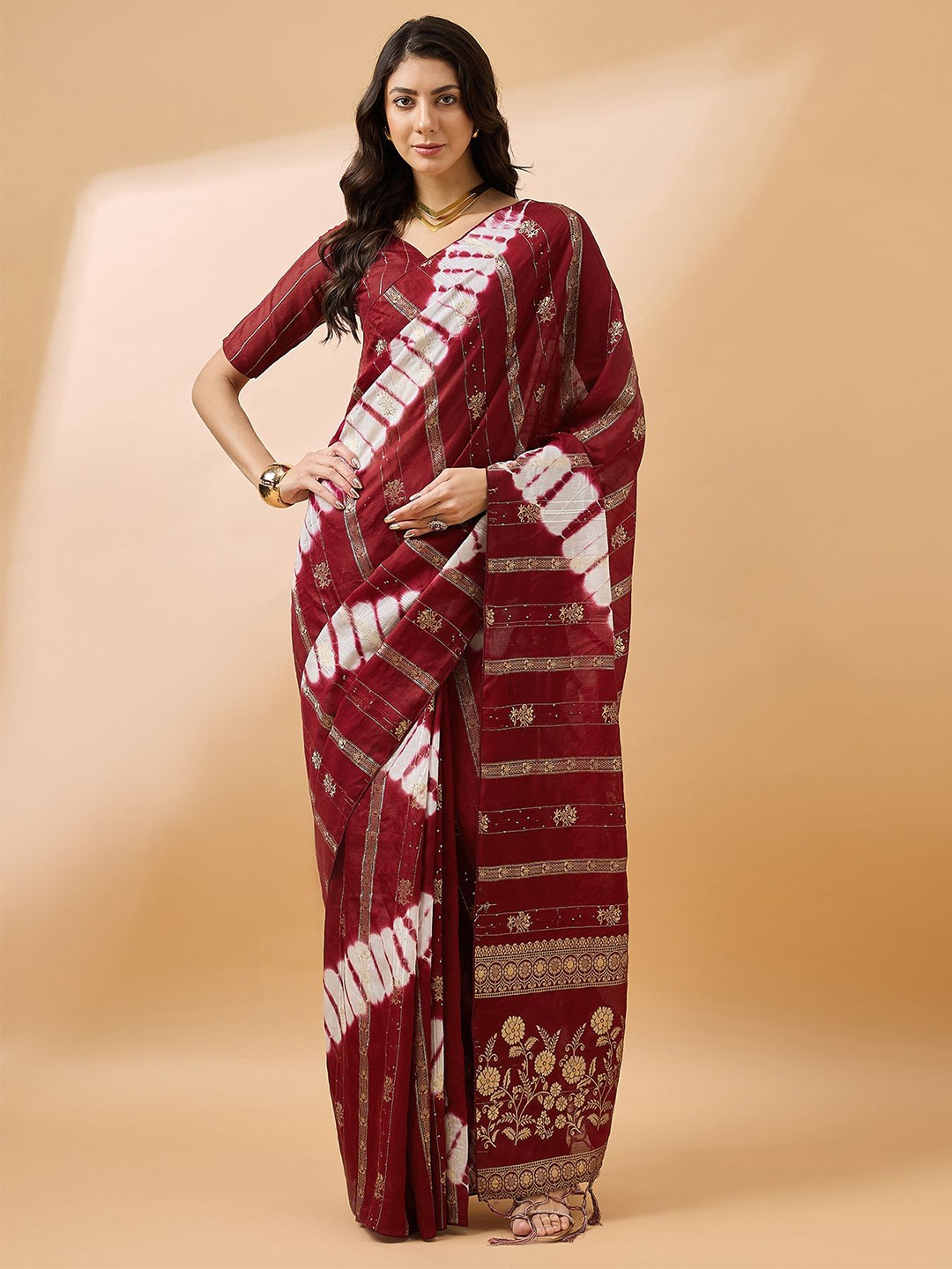 

NIRMAL CREATION Tie and Dye Sequinned Saree, Maroon