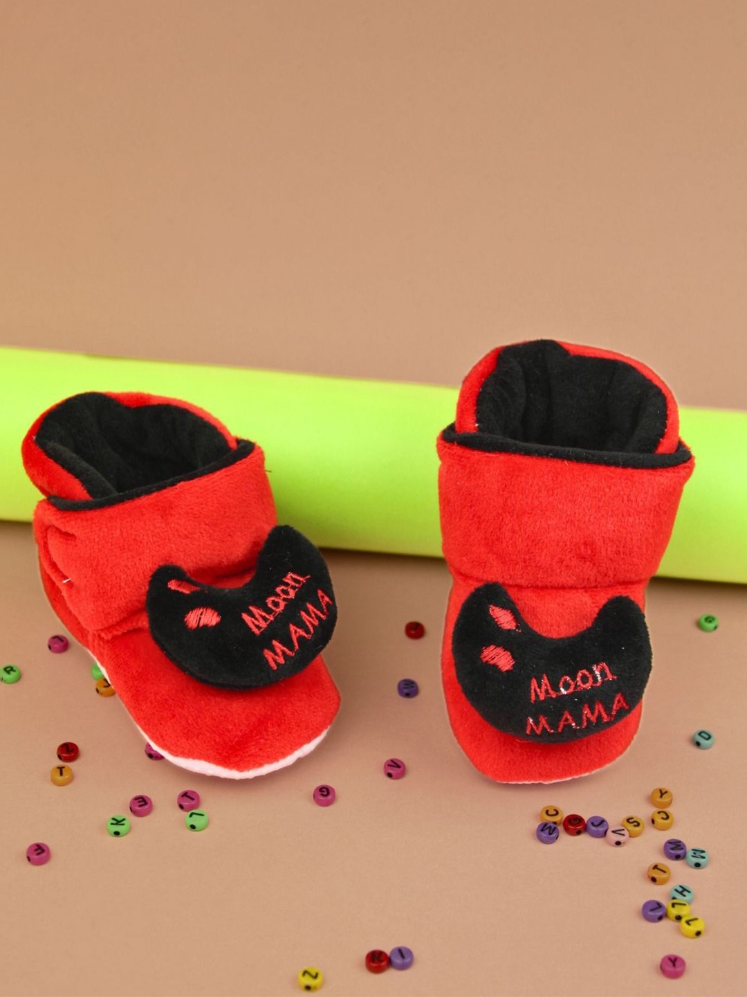 

NESKA MODA Unisex Kids Cotton Booties, Red