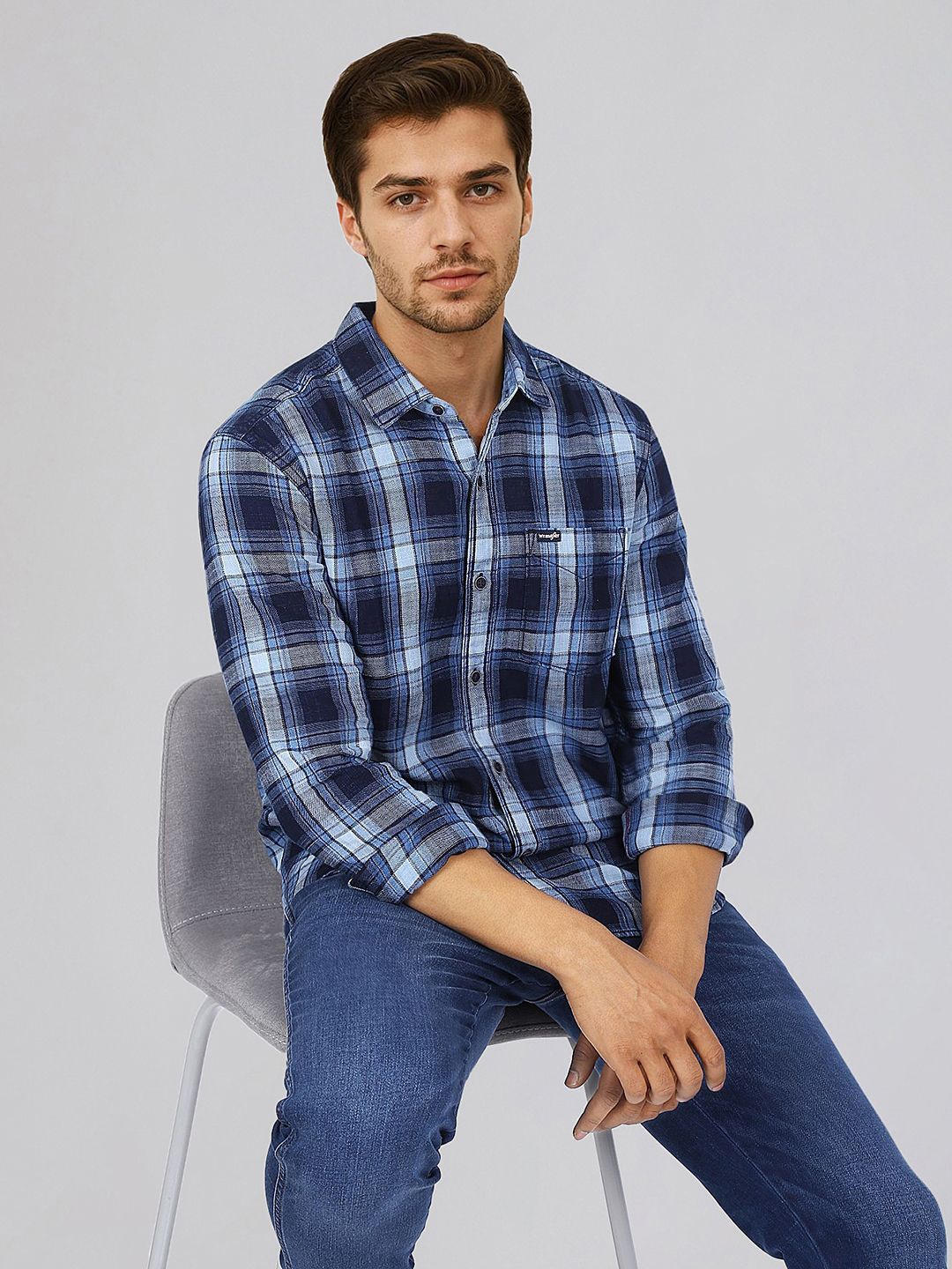 

Wrangler Men Opaque Checked Casual Shirt, Blue