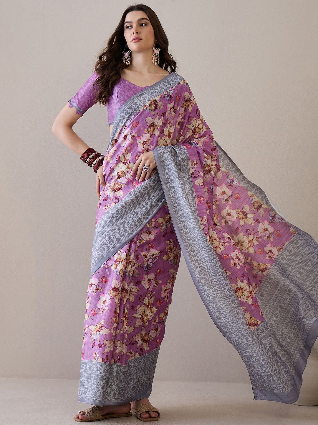 

Saree mall Floral Silk Blend Bagru Sarees, Mauve