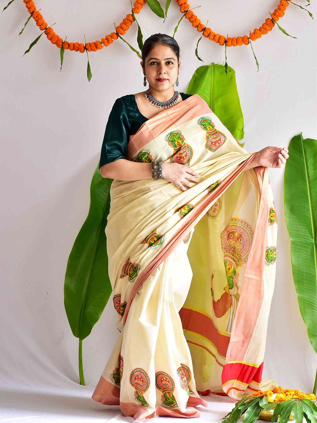 

Sundarii Saree, White