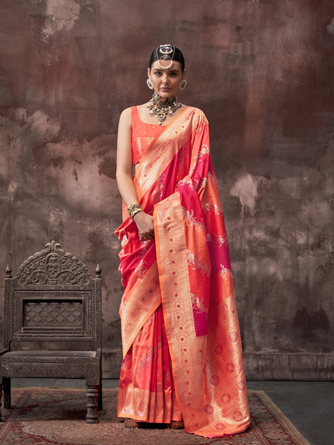 

elora Ethnic Motifs Zari Silk Blend Banarasi Saree, Orange