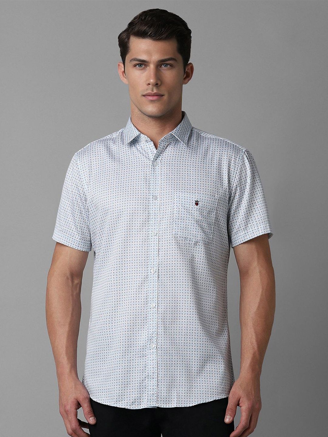 

Louis Philippe Sport Men Slim Fit Opaque Printed Casual Shirt, Blue