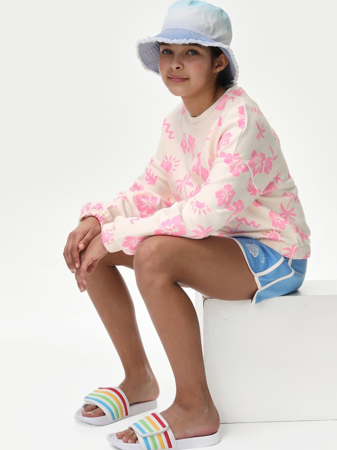 

Marks & Spencer Girls Printed Sweatshirt, Pink