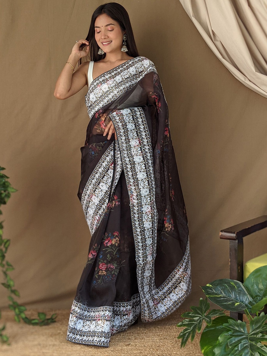 

elora Floral Organza Saree, Black