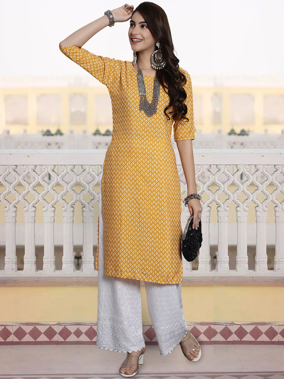 

7Threads Floral Printed Round Neck Straight Kurta, Yellow