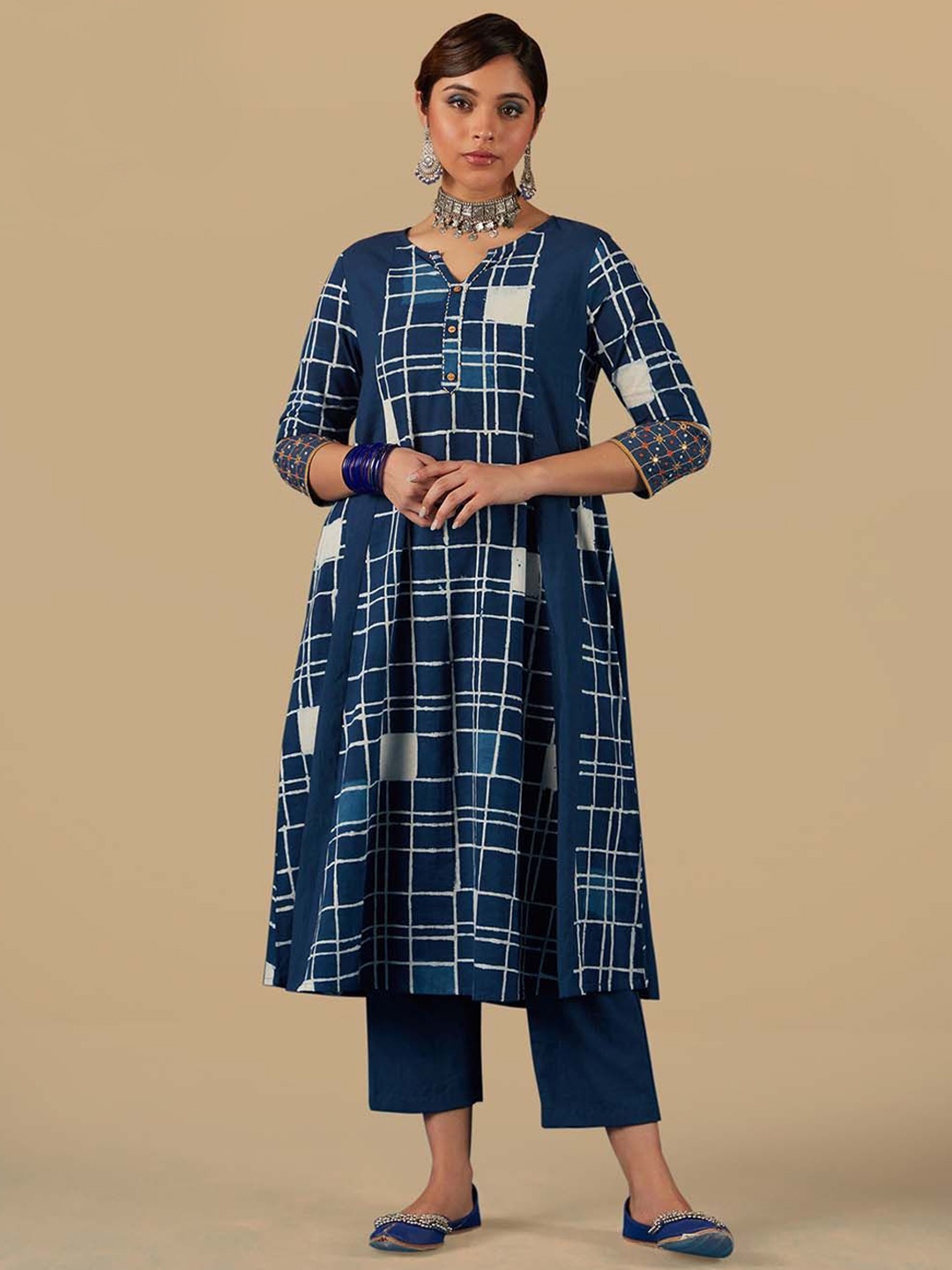 

Likha Printed Pure Cotton Kurta with Trouser, Blue